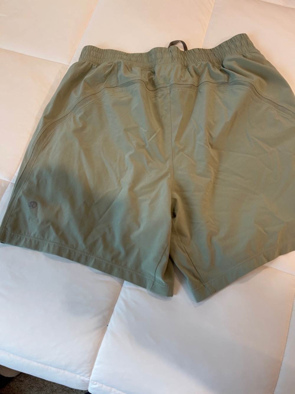Men’s Lululemon Pace Breaker lined 7” Short